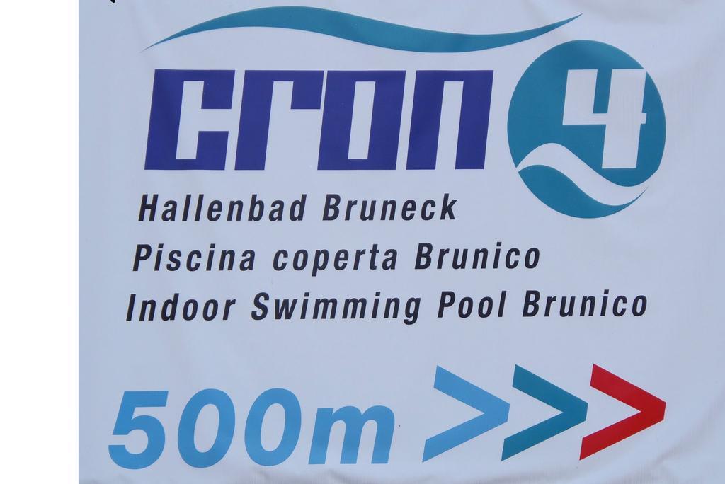Garni Schorneck Panzió Brunico Kültér fotó