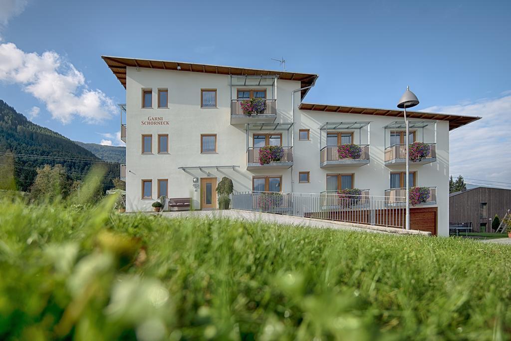 Garni Schorneck Panzió Brunico Kültér fotó